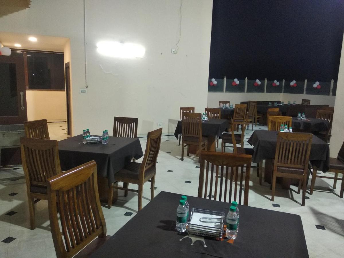 Hotel Kala Mandir Palace Bikaner Buitenkant foto